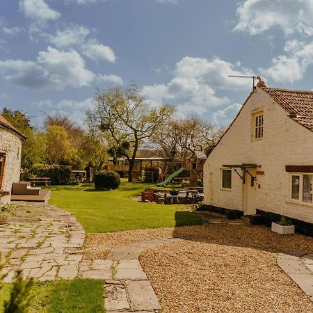 Little England Retreats - Cottage, Yurt And Shepherd Huts Othery Esterno foto