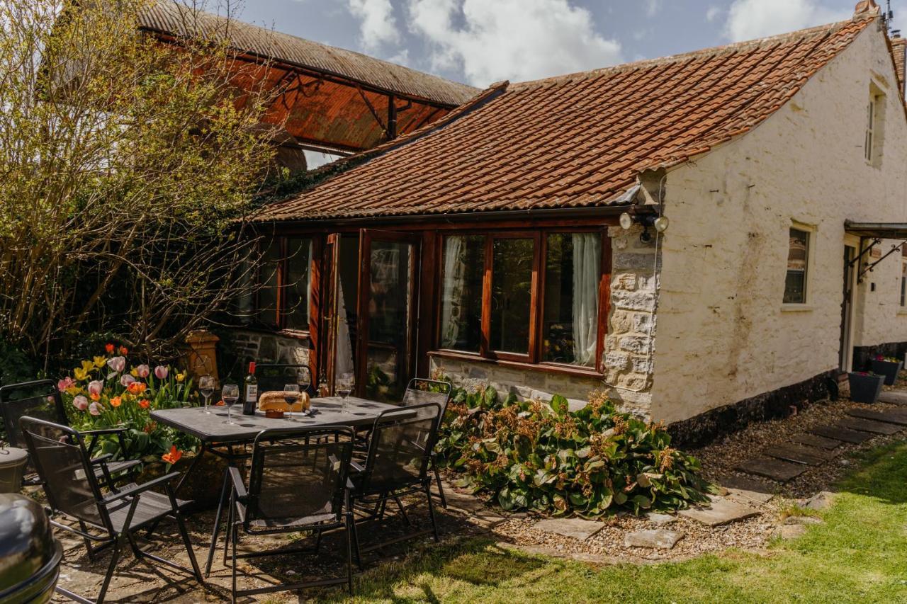 Little England Retreats - Cottage, Yurt And Shepherd Huts Othery Esterno foto