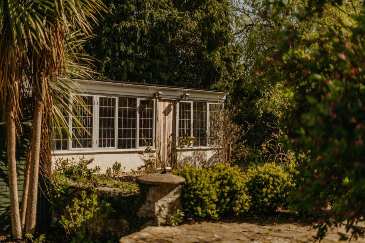 Little England Retreats - Cottage, Yurt And Shepherd Huts Othery Esterno foto